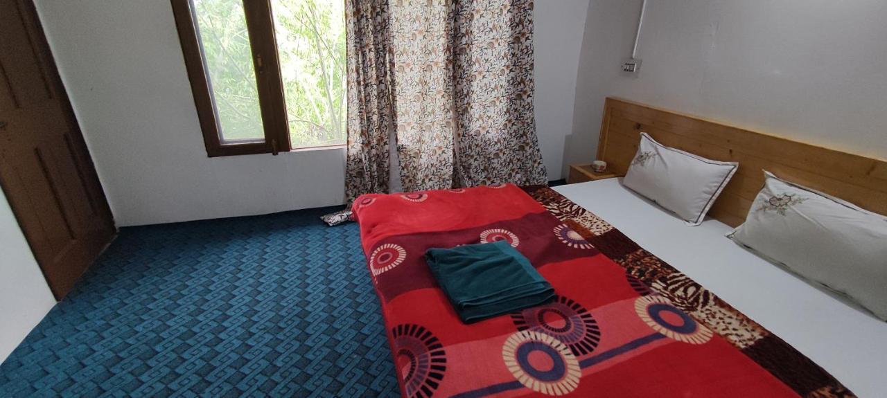 Jahangir Cottage Pahalgam Luaran gambar